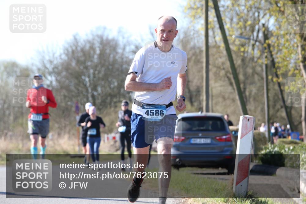 06.04.2025 - 44. Internationalen Wilhelmsburger Insellauf Jannik Wohlers http://msf.ph/oto/7623075 06.04.2025 10:25:45 Laufen 4586 meine-sportfotos.de