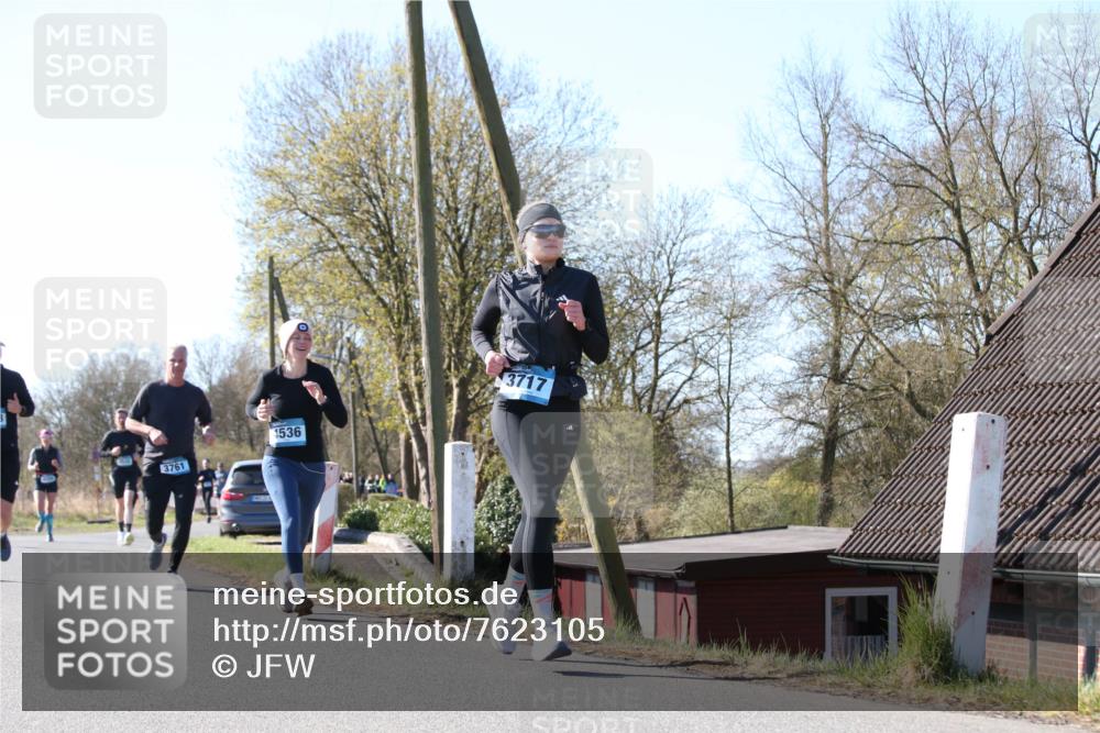 06.04.2025 - 44. Internationalen Wilhelmsburger Insellauf Jannik Wohlers http://msf.ph/oto/7623105 06.04.2025 10:25:55 Laufen 3761, 1536, 3717 meine-sportfotos.de