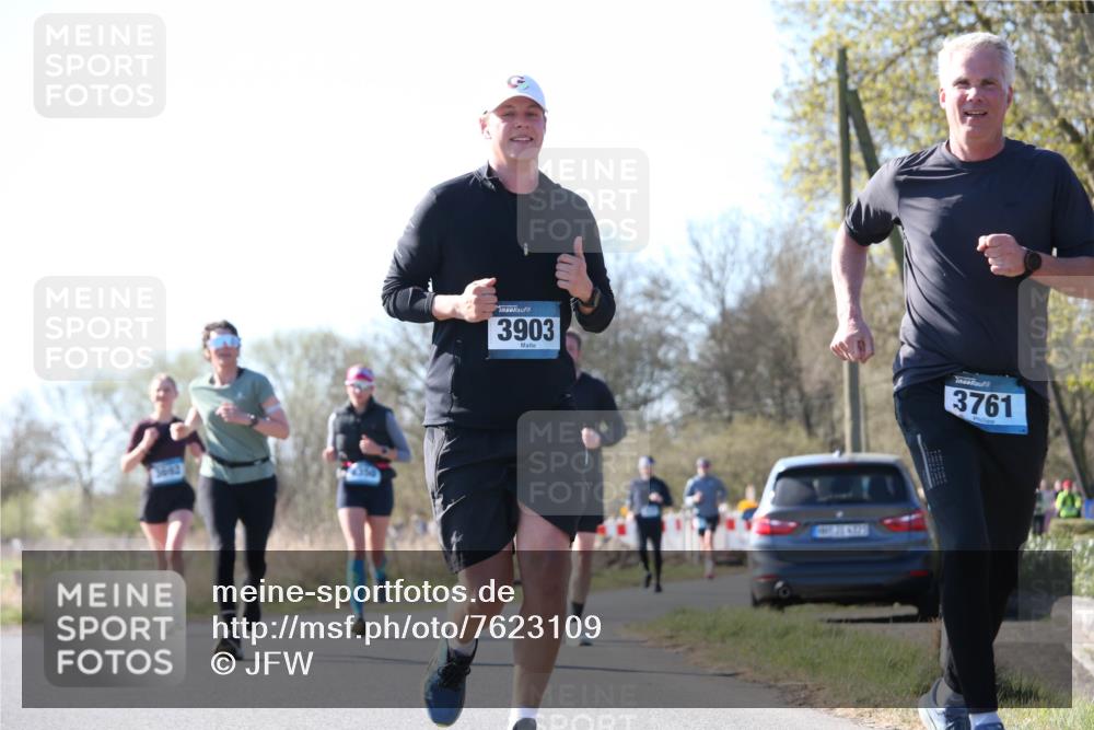 06.04.2025 - 44. Internationalen Wilhelmsburger Insellauf Jannik Wohlers http://msf.ph/oto/7623109 06.04.2025 10:25:56 Laufen 3903, 3761 meine-sportfotos.de