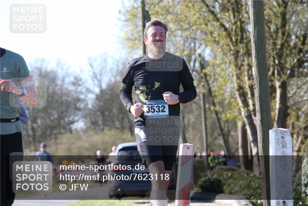 06.04.2025 - 44. Internationalen Wilhelmsburger Insellauf Jannik Wohlers http://msf.ph/oto/7623118 06.04.2025 10:26:00 Laufen 3532 meine-sportfotos.de