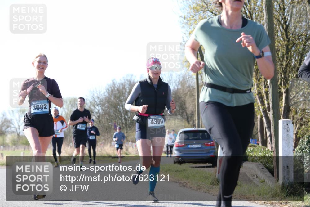 06.04.2025 - 44. Internationalen Wilhelmsburger Insellauf Jannik Wohlers http://msf.ph/oto/7623121 06.04.2025 10:26:01 Laufen 3692, 4399, 4350 meine-sportfotos.de