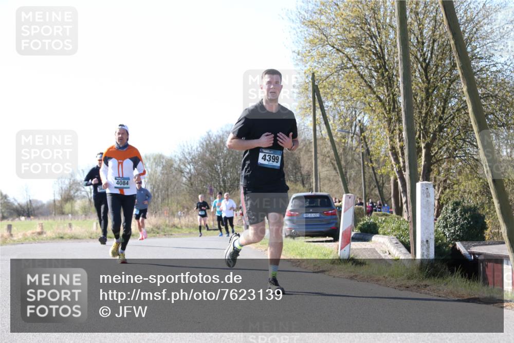 06.04.2025 - 44. Internationalen Wilhelmsburger Insellauf Jannik Wohlers http://msf.ph/oto/7623139 06.04.2025 10:26:06 Laufen 4084, 4399, 31, 4323 meine-sportfotos.de