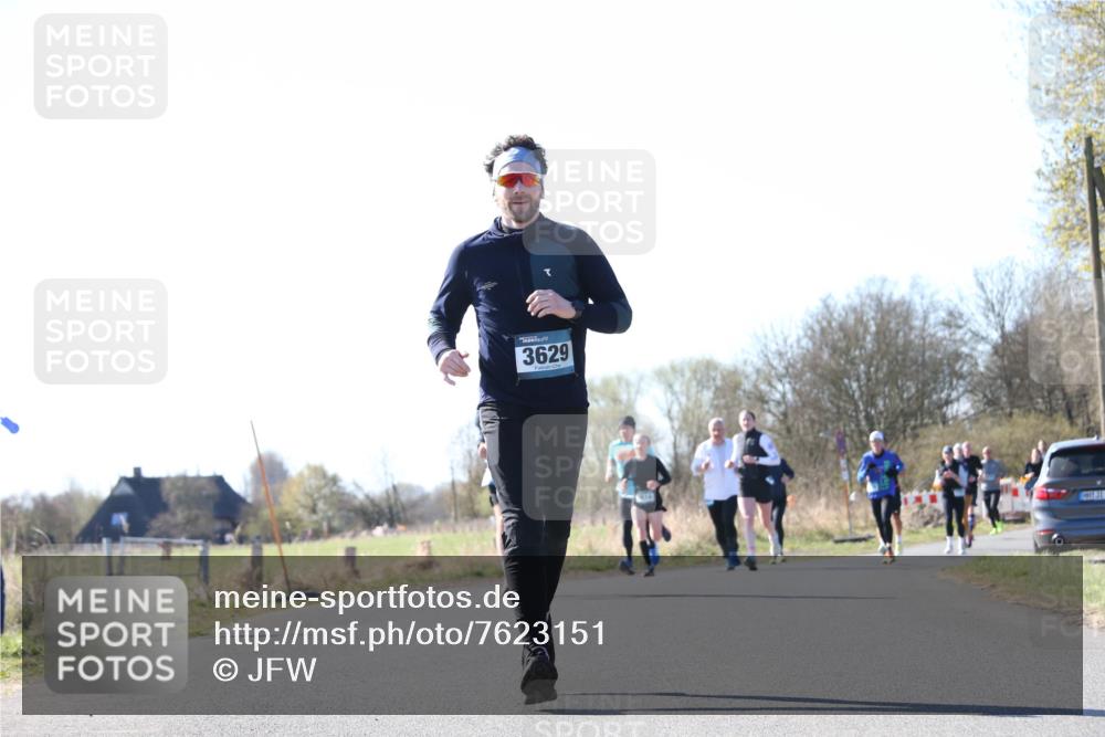 06.04.2025 - 44. Internationalen Wilhelmsburger Insellauf Jannik Wohlers http://msf.ph/oto/7623151 06.04.2025 10:26:10 Laufen 3629 meine-sportfotos.de