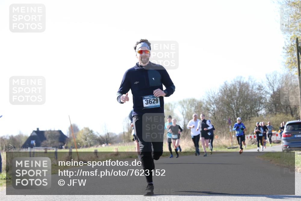 06.04.2025 - 44. Internationalen Wilhelmsburger Insellauf Jannik Wohlers http://msf.ph/oto/7623152 06.04.2025 10:26:10 Laufen 3629 meine-sportfotos.de