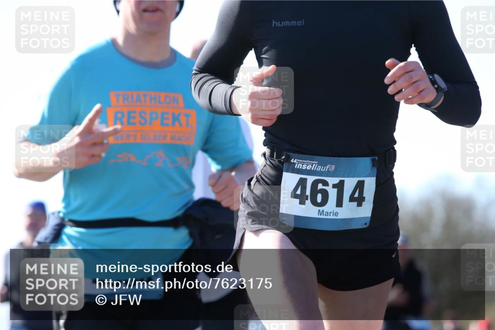 06.04.2025 - 44. Internationalen Wilhelmsburger Insellauf Jannik Wohlers http://msf.ph/oto/7623175 06.04.2025 10:26:19 Laufen 4504, 4614 meine-sportfotos.de