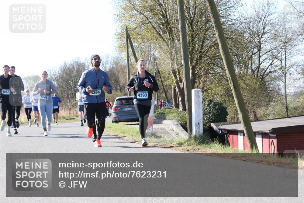 06.04.2025 - 44. Internationalen Wilhelmsburger Insellauf Jannik Wohlers http://msf.ph/oto/7623231 06.04.2025 10:26:56 Laufen 5087, 5088, 4182, 4394, 31, 4321, 4393 meine-sportfotos.de