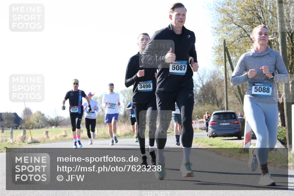 06.04.2025 - 44. Internationalen Wilhelmsburger Insellauf Jannik Wohlers http://msf.ph/oto/7623238 06.04.2025 10:26:59 Laufen 4509, 2039, 3827, 3498, 5087, 431, 4323, 5088 meine-sportfotos.de