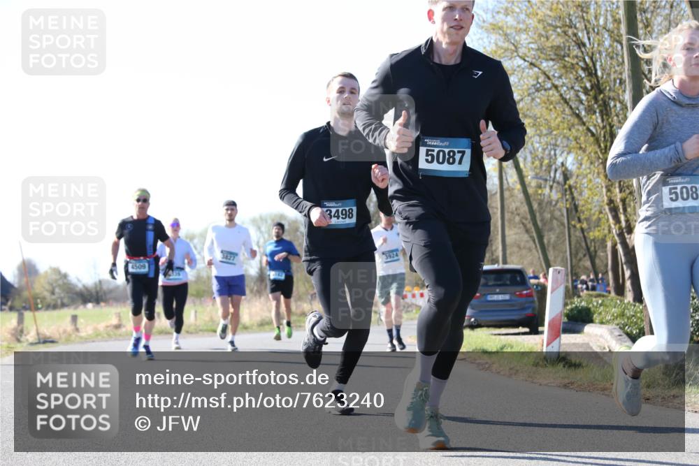 06.04.2025 - 44. Internationalen Wilhelmsburger Insellauf Jannik Wohlers http://msf.ph/oto/7623240 06.04.2025 10:27:00 Laufen 3827, 4509, 3498, 3924, 5087, 508 meine-sportfotos.de
