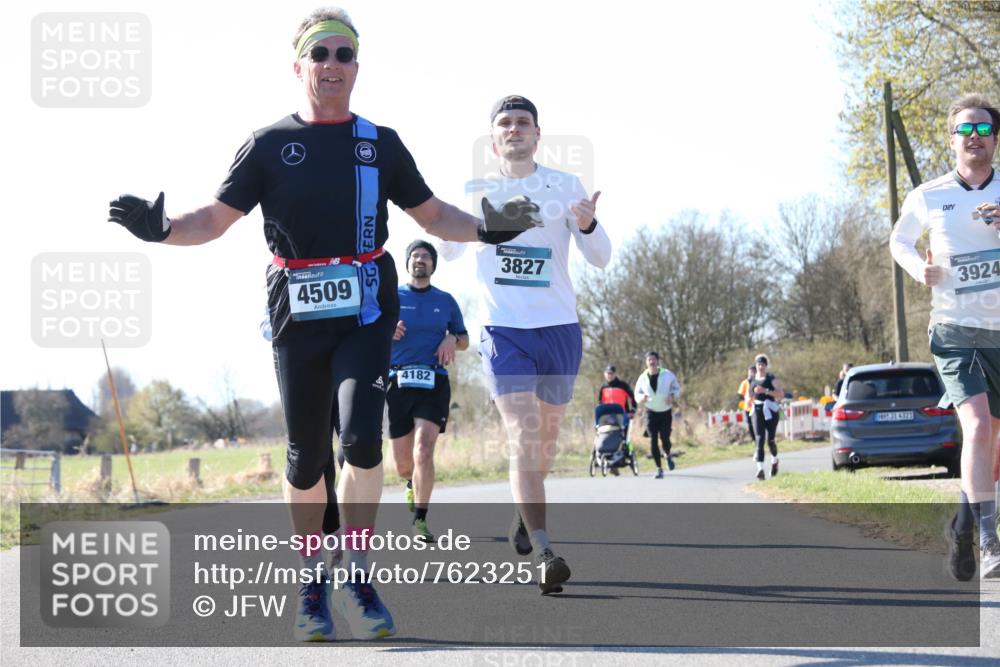 06.04.2025 - 44. Internationalen Wilhelmsburger Insellauf Jannik Wohlers http://msf.ph/oto/7623251 06.04.2025 10:27:03 Laufen 4509, 4182, 3827, 31, 4323, 3924 meine-sportfotos.de