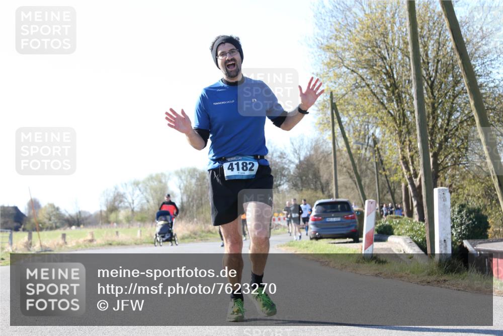 06.04.2025 - 44. Internationalen Wilhelmsburger Insellauf Jannik Wohlers http://msf.ph/oto/7623270 06.04.2025 10:27:06 Laufen 4182 meine-sportfotos.de