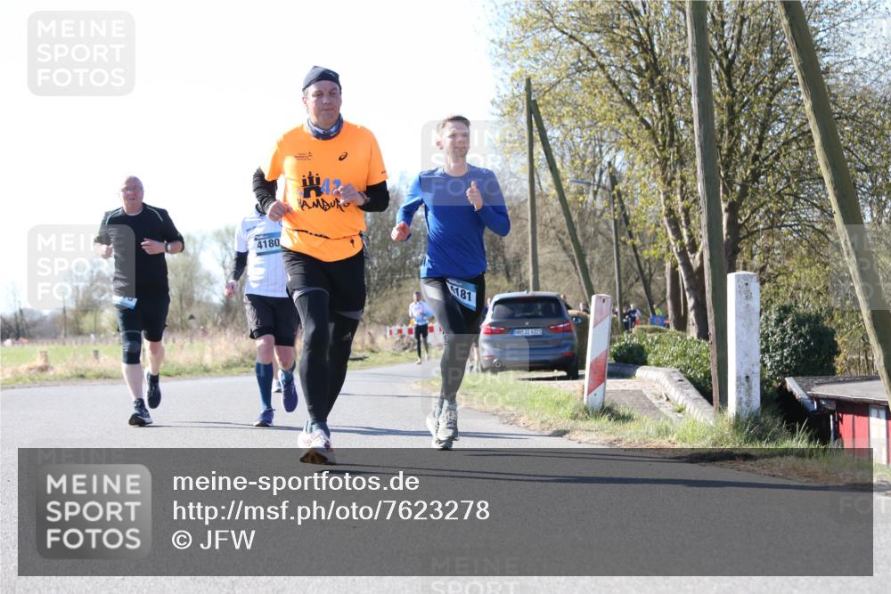 06.04.2025 - 44. Internationalen Wilhelmsburger Insellauf Jannik Wohlers http://msf.ph/oto/7623278 06.04.2025 10:27:20 Laufen 4180, 181, 31, 4321 meine-sportfotos.de