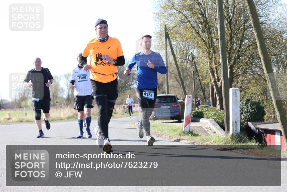 06.04.2025 - 44. Internationalen Wilhelmsburger Insellauf Jannik Wohlers http://msf.ph/oto/7623279 06.04.2025 10:27:20 Laufen 4180, 4181, 31, 4323 meine-sportfotos.de