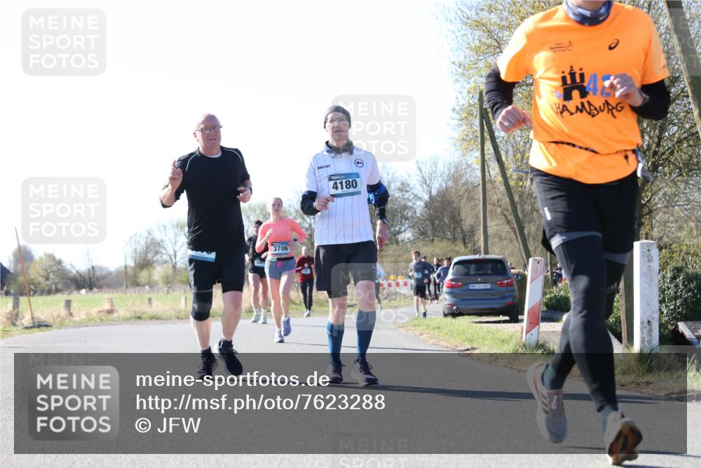 06.04.2025 - 44. Internationalen Wilhelmsburger Insellauf Jannik Wohlers http://msf.ph/oto/7623288 06.04.2025 10:27:21 Laufen 3706, 4180, 31, 4323 meine-sportfotos.de