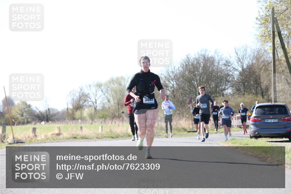 06.04.2025 - 44. Internationalen Wilhelmsburger Insellauf Jannik Wohlers http://msf.ph/oto/7623309 06.04.2025 10:27:25 Laufen 3867, 3279, 4429, 4321 meine-sportfotos.de