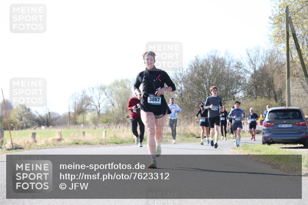 06.04.2025 - 44. Internationalen Wilhelmsburger Insellauf Jannik Wohlers http://msf.ph/oto/7623312 06.04.2025 10:27:26 Laufen 3867, 3279, 4429, 4321 meine-sportfotos.de