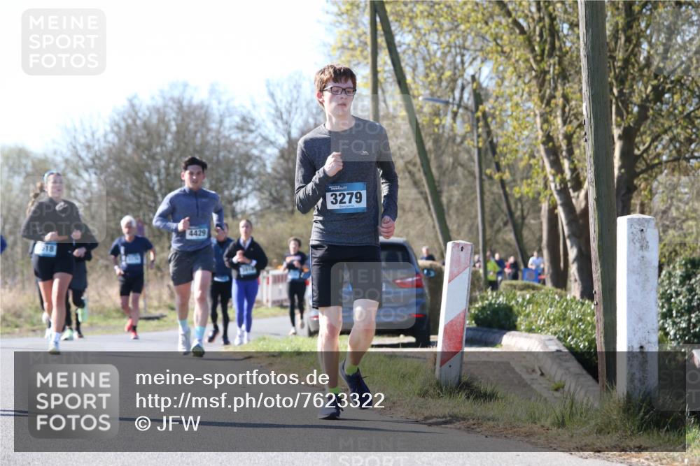 06.04.2025 - 44. Internationalen Wilhelmsburger Insellauf Jannik Wohlers http://msf.ph/oto/7623322 06.04.2025 10:27:31 Laufen 4429, 3279 meine-sportfotos.de