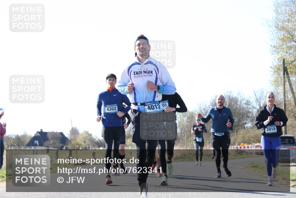06.04.2025 - 44. Internationalen Wilhelmsburger Insellauf Jannik Wohlers http://msf.ph/oto/7623341 06.04.2025 10:27:39 Laufen 4302, 4013, 01, 606, 3918, 31, 4323 meine-sportfotos.de