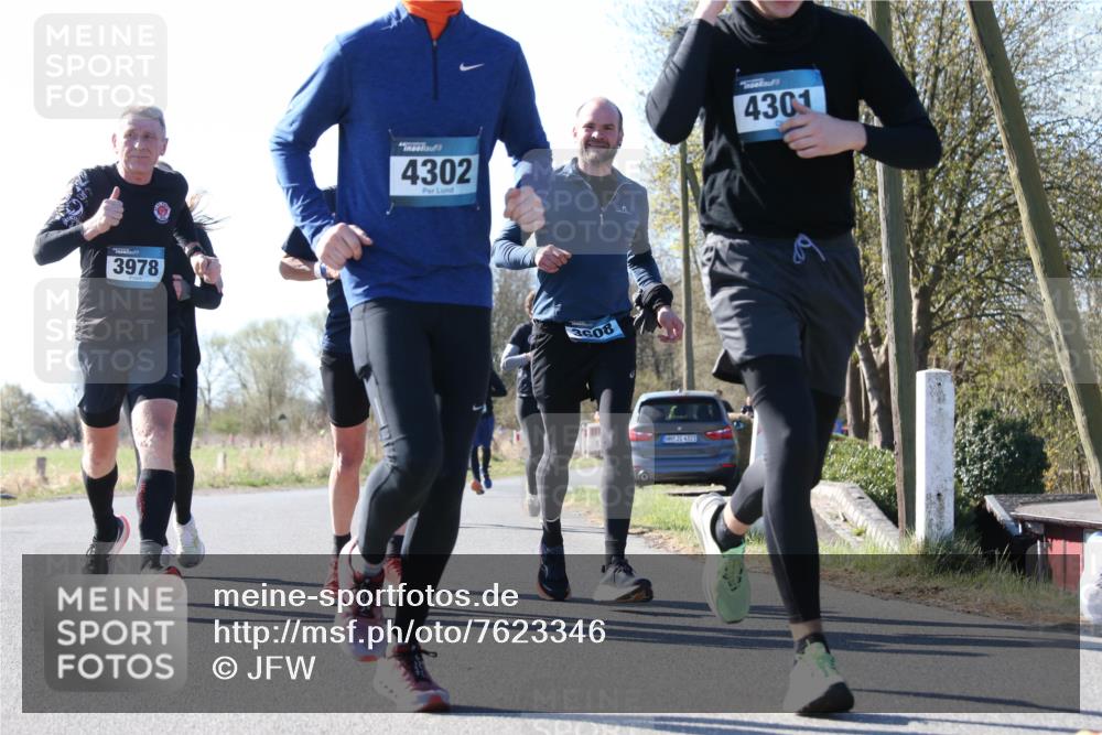06.04.2025 - 44. Internationalen Wilhelmsburger Insellauf Jannik Wohlers http://msf.ph/oto/7623346 06.04.2025 10:27:42 Laufen 3978, 4302, 3608, 31, 4323, 4301 meine-sportfotos.de