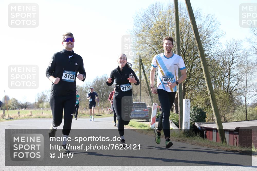 06.04.2025 - 44. Internationalen Wilhelmsburger Insellauf Jannik Wohlers http://msf.ph/oto/7623421 06.04.2025 10:28:09 Laufen 3123, 4194, 4063, 31, 4323 meine-sportfotos.de