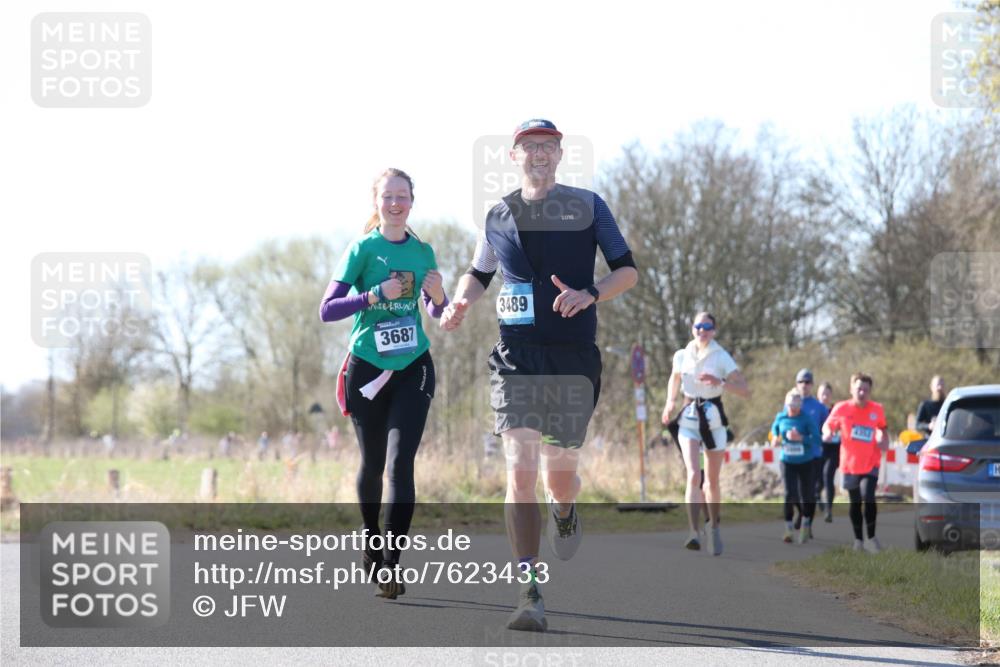 06.04.2025 - 44. Internationalen Wilhelmsburger Insellauf Jannik Wohlers http://msf.ph/oto/7623433 06.04.2025 10:28:13 Laufen 3687, 3489 meine-sportfotos.de