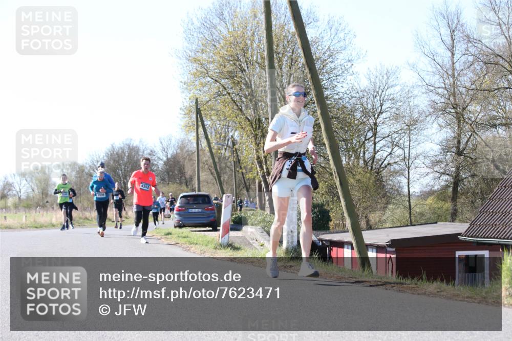 06.04.2025 - 44. Internationalen Wilhelmsburger Insellauf Jannik Wohlers http://msf.ph/oto/7623471 06.04.2025 10:28:21 Laufen 3999, 4352, 31, 4553 meine-sportfotos.de