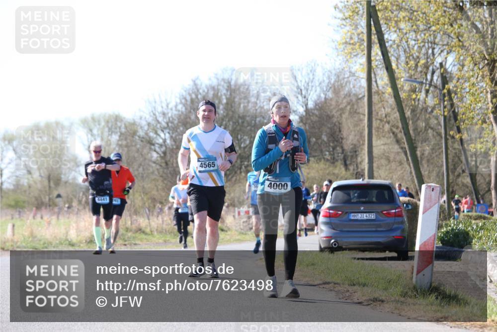06.04.2025 - 44. Internationalen Wilhelmsburger Insellauf Jannik Wohlers http://msf.ph/oto/7623498 06.04.2025 10:28:33 Laufen 4441, 4565, 4000, 4321 meine-sportfotos.de