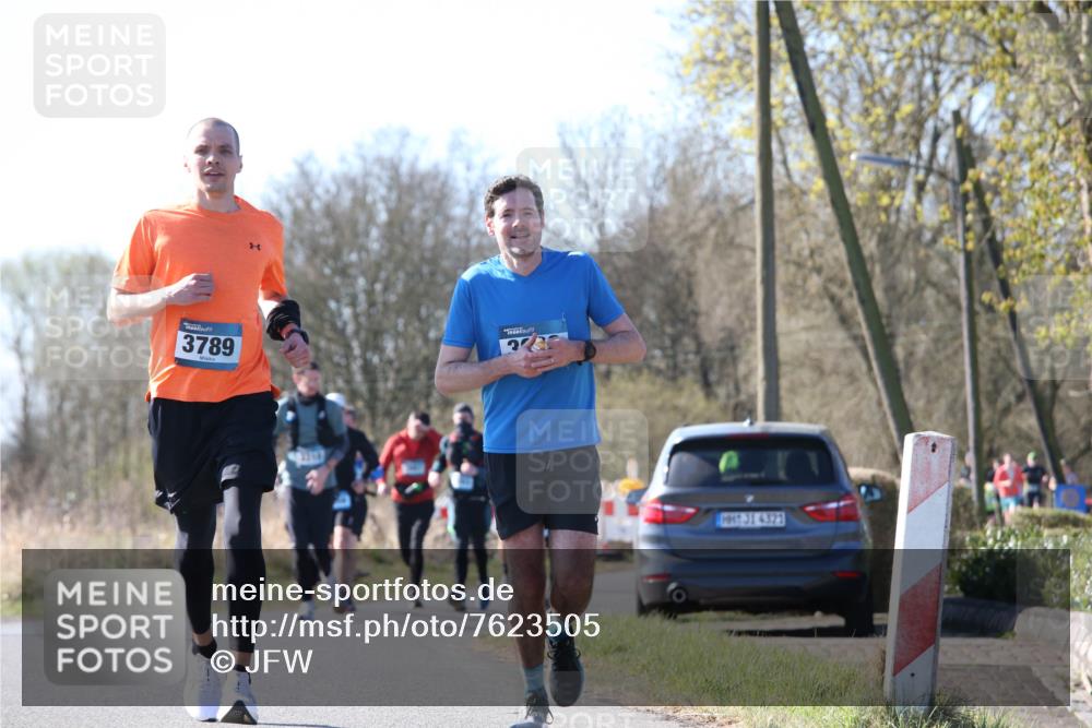 06.04.2025 - 44. Internationalen Wilhelmsburger Insellauf Jannik Wohlers http://msf.ph/oto/7623505 06.04.2025 10:28:39 Laufen 3789, 31, 4323 meine-sportfotos.de