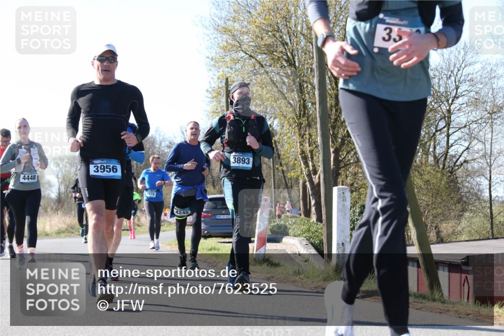 06.04.2025 - 44. Internationalen Wilhelmsburger Insellauf Jannik Wohlers http://msf.ph/oto/7623525 06.04.2025 10:28:50 Laufen 4448, 3956, 475, 4245, 31, 4321, 3893, 35 meine-sportfotos.de