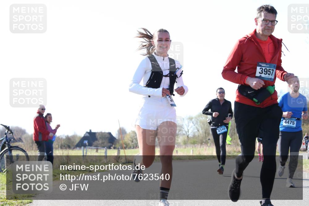 06.04.2025 - 44. Internationalen Wilhelmsburger Insellauf Jannik Wohlers http://msf.ph/oto/7623540 06.04.2025 10:28:54 Laufen 3957, 4340, 4475 meine-sportfotos.de