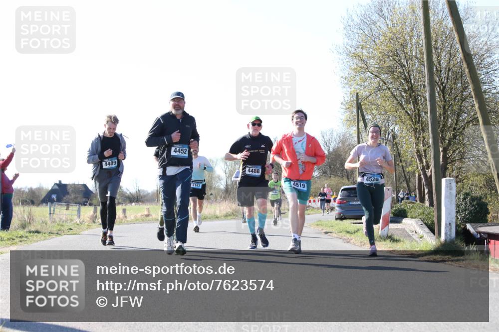 06.04.2025 - 44. Internationalen Wilhelmsburger Insellauf Jannik Wohlers http://msf.ph/oto/7623574 06.04.2025 10:29:14 Laufen 4409, 4452, 3162, 4488, 4519, 31, 432, 4520 meine-sportfotos.de