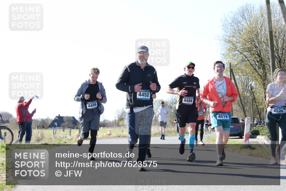 06.04.2025 - 44. Internationalen Wilhelmsburger Insellauf Jannik Wohlers http://msf.ph/oto/7623575 06.04.2025 10:29:15 Laufen 120, 4409, 4452, 4488, 456, 4520, 4519 meine-sportfotos.de