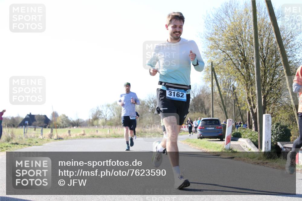 06.04.2025 - 44. Internationalen Wilhelmsburger Insellauf Jannik Wohlers http://msf.ph/oto/7623590 06.04.2025 10:29:18 Laufen 428, 3162 meine-sportfotos.de