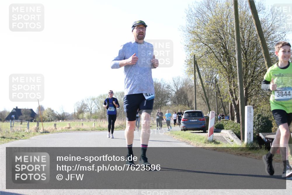 06.04.2025 - 44. Internationalen Wilhelmsburger Insellauf Jannik Wohlers http://msf.ph/oto/7623596 06.04.2025 10:29:21 Laufen 3014, 31, 4323, 3844 meine-sportfotos.de