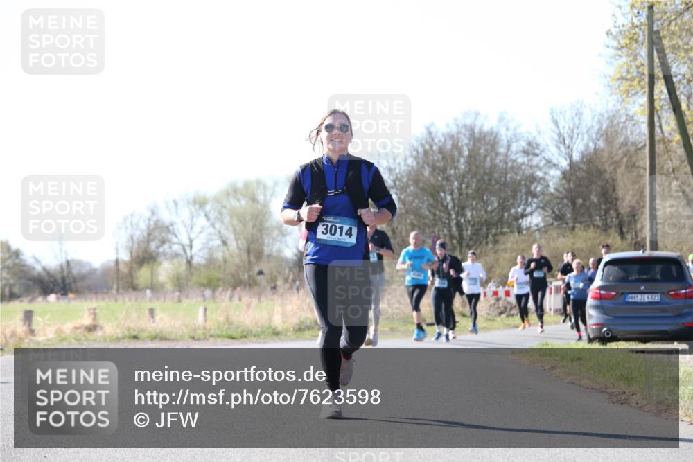 06.04.2025 - 44. Internationalen Wilhelmsburger Insellauf Jannik Wohlers http://msf.ph/oto/7623598 06.04.2025 10:29:23 Laufen 3014, 4321 meine-sportfotos.de