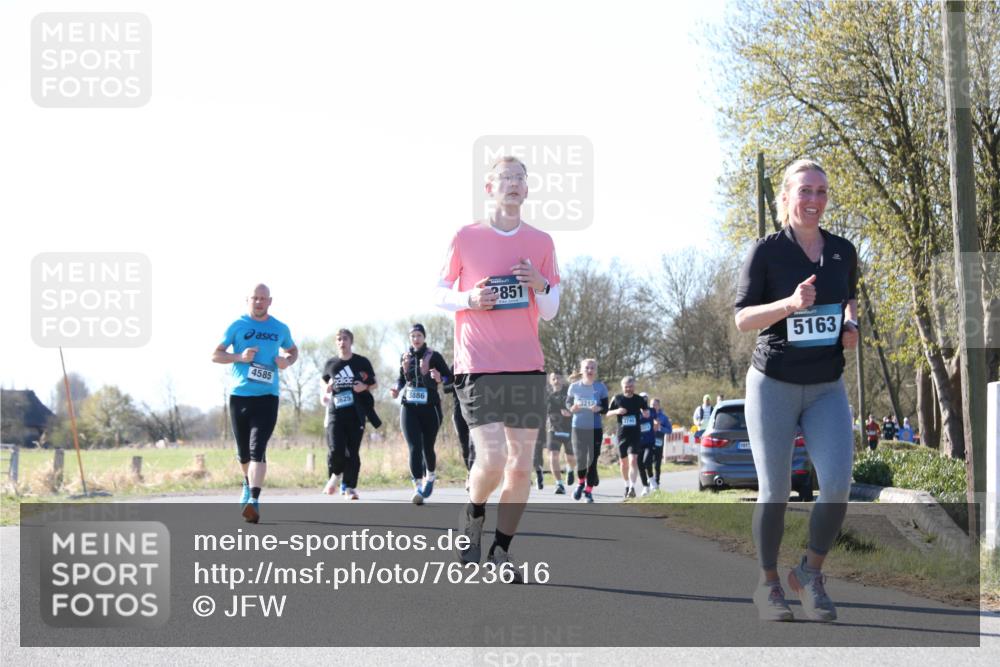 06.04.2025 - 44. Internationalen Wilhelmsburger Insellauf Jannik Wohlers http://msf.ph/oto/7623616 06.04.2025 10:29:30 Laufen 2851, 4585, 3886, 3212, 625, 2745, 5163 meine-sportfotos.de