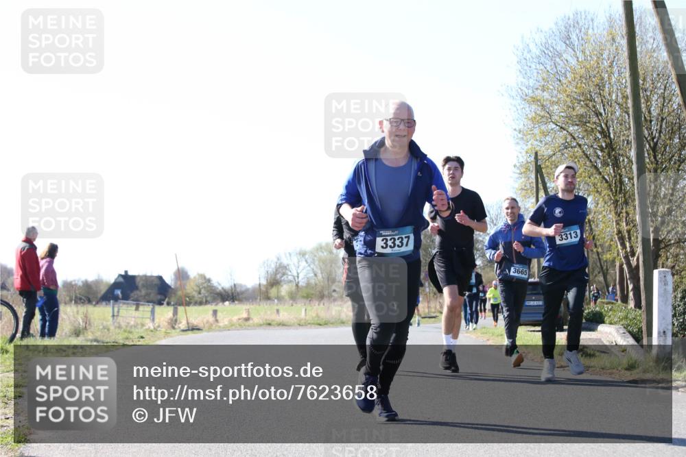 06.04.2025 - 44. Internationalen Wilhelmsburger Insellauf Jannik Wohlers http://msf.ph/oto/7623658 06.04.2025 10:29:42 Laufen 3337, 3665, 31, 4323, 3313 meine-sportfotos.de