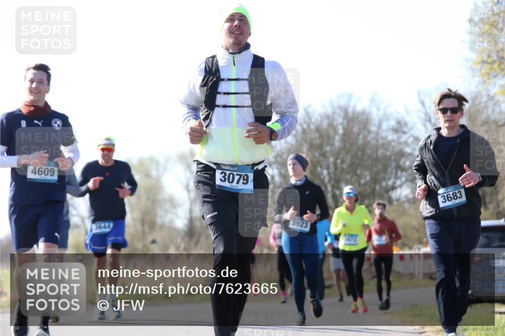 06.04.2025 - 44. Internationalen Wilhelmsburger Insellauf Jannik Wohlers http://msf.ph/oto/7623665 06.04.2025 10:29:48 Laufen 8, 4609, 3079, 3923, 3683 meine-sportfotos.de