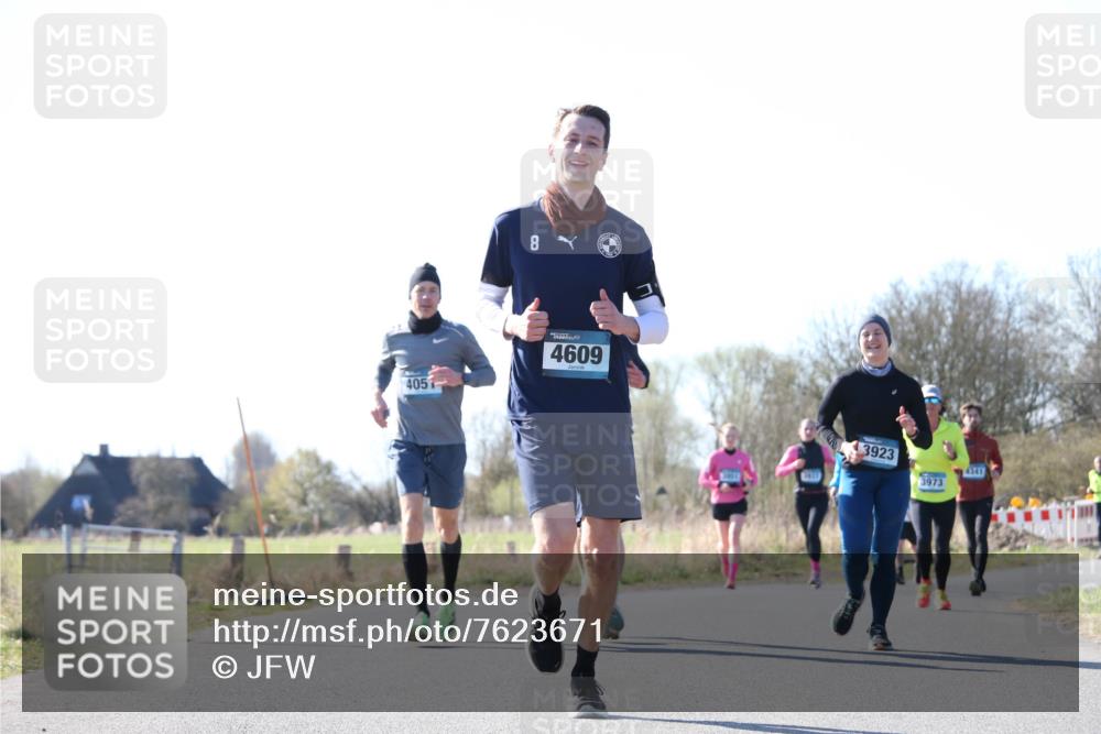06.04.2025 - 44. Internationalen Wilhelmsburger Insellauf Jannik Wohlers http://msf.ph/oto/7623671 06.04.2025 10:29:50 Laufen 405, 4609, 3923, 3973, 4341 meine-sportfotos.de