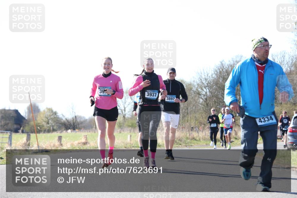 06.04.2025 - 44. Internationalen Wilhelmsburger Insellauf Jannik Wohlers http://msf.ph/oto/7623691 06.04.2025 10:29:57 Laufen 39, 3937, 3897, 4334 meine-sportfotos.de