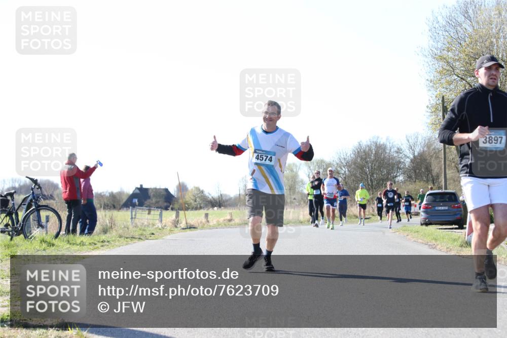 06.04.2025 - 44. Internationalen Wilhelmsburger Insellauf Jannik Wohlers http://msf.ph/oto/7623709 06.04.2025 10:30:02 Laufen 4574, 4466, 31, 4323, 3897 meine-sportfotos.de