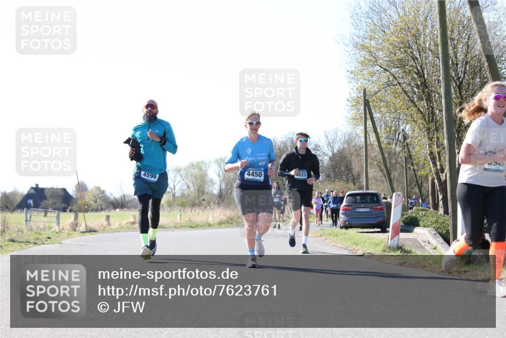 06.04.2025 - 44. Internationalen Wilhelmsburger Insellauf Jannik Wohlers http://msf.ph/oto/7623761 06.04.2025 10:30:23 Laufen 4596, 4450, 4523, 31, 4323, 3743 meine-sportfotos.de