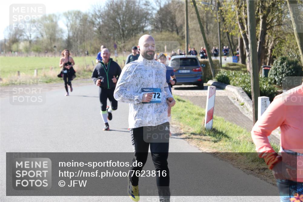 06.04.2025 - 44. Internationalen Wilhelmsburger Insellauf Jannik Wohlers http://msf.ph/oto/7623816 06.04.2025 10:30:51 Laufen 72 meine-sportfotos.de