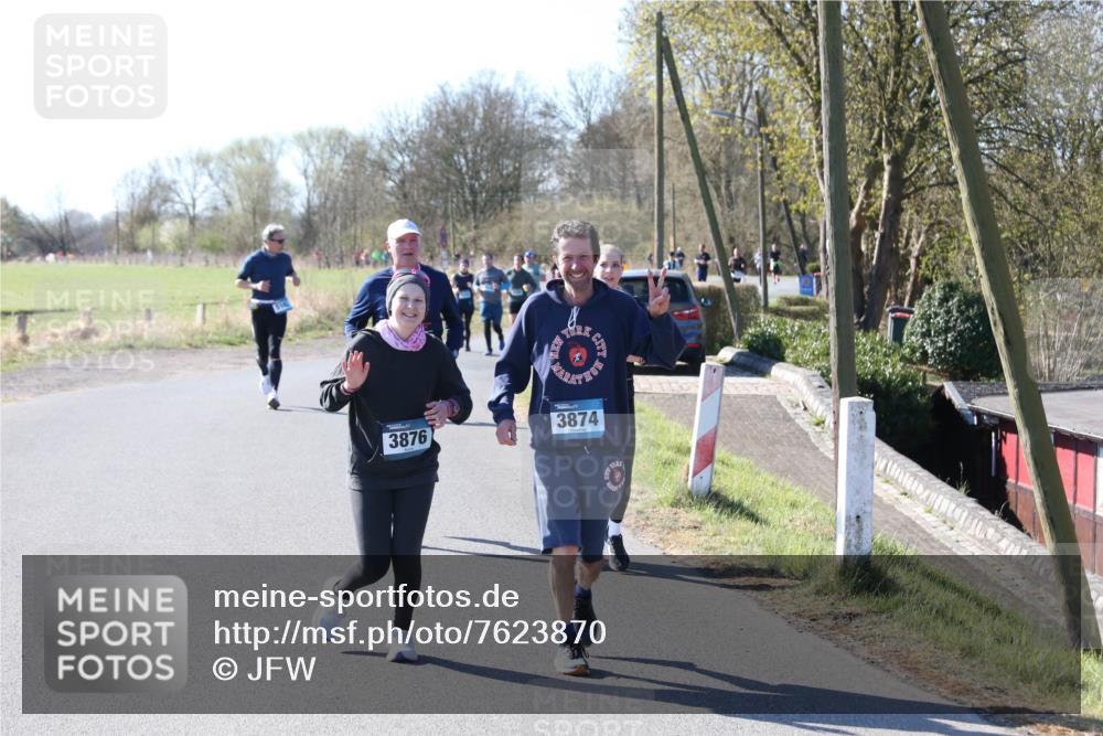 06.04.2025 - 44. Internationalen Wilhelmsburger Insellauf Jannik Wohlers http://msf.ph/oto/7623870 06.04.2025 10:31:25 Laufen 3876, 3874 meine-sportfotos.de