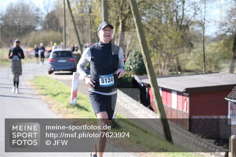 06.04.2025 - 44. Internationalen Wilhelmsburger Insellauf Jannik Wohlers http://msf.ph/oto/7623924 06.04.2025 10:32:02 Laufen 5124 meine-sportfotos.de