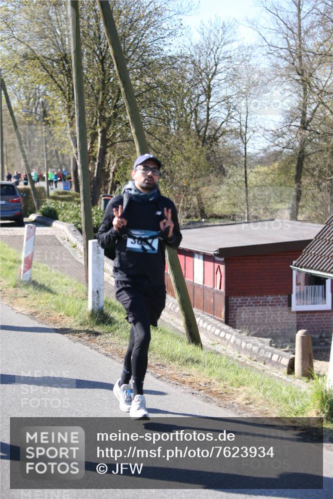 06.04.2025 - 44. Internationalen Wilhelmsburger Insellauf Jannik Wohlers http://msf.ph/oto/7623934 06.04.2025 10:32:07 Laufen  meine-sportfotos.de