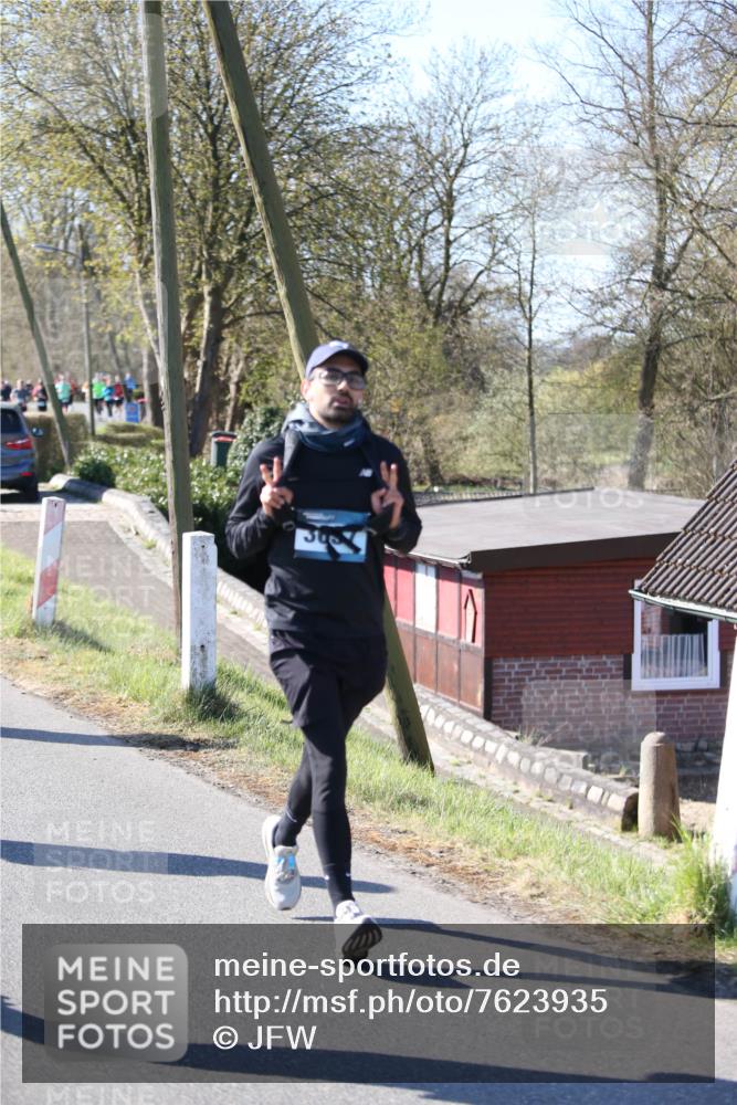 06.04.2025 - 44. Internationalen Wilhelmsburger Insellauf Jannik Wohlers http://msf.ph/oto/7623935 06.04.2025 10:32:08 Laufen  meine-sportfotos.de