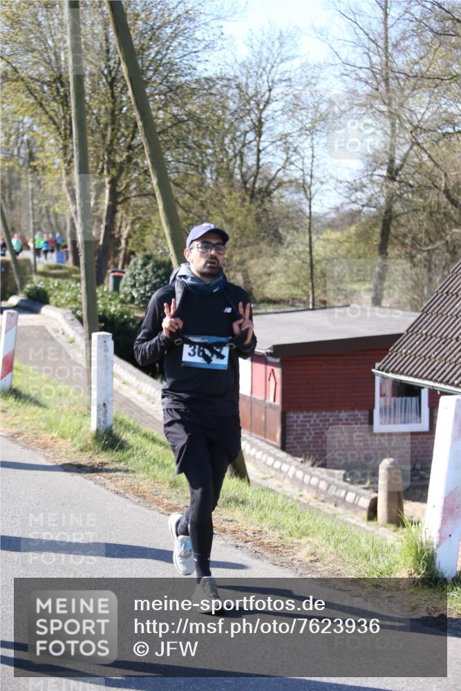 06.04.2025 - 44. Internationalen Wilhelmsburger Insellauf Jannik Wohlers http://msf.ph/oto/7623936 06.04.2025 10:32:08 Laufen 36 meine-sportfotos.de