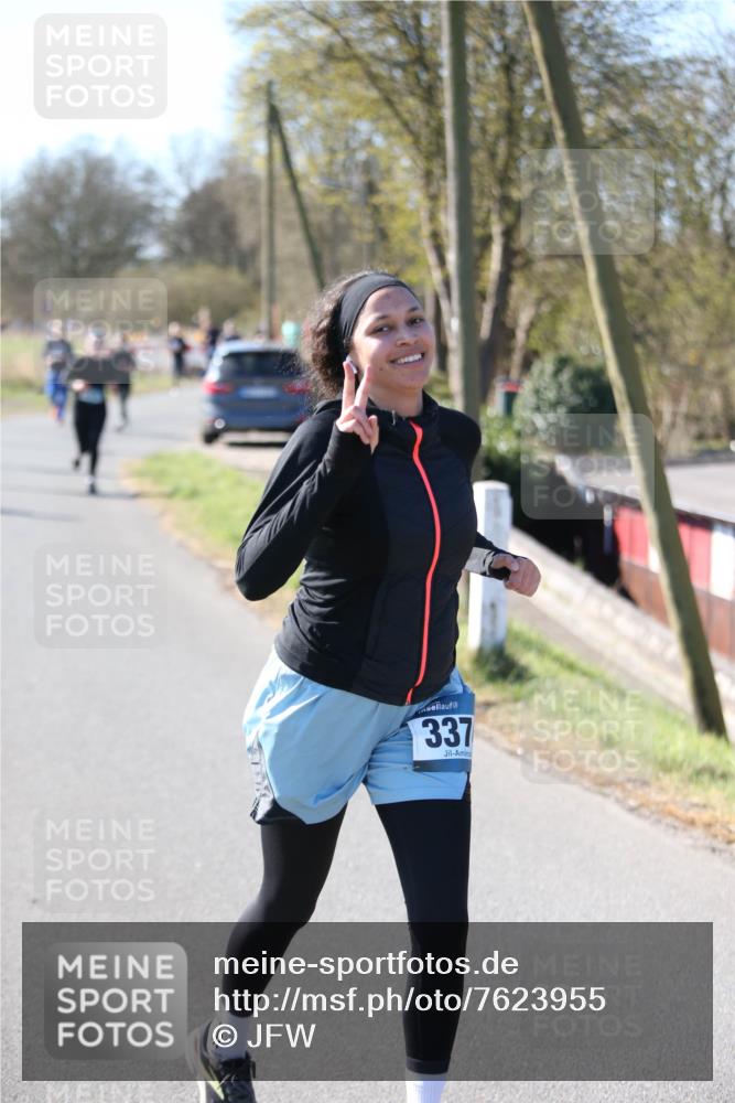 06.04.2025 - 44. Internationalen Wilhelmsburger Insellauf Jannik Wohlers http://msf.ph/oto/7623955 06.04.2025 10:32:12 Laufen 337 meine-sportfotos.de