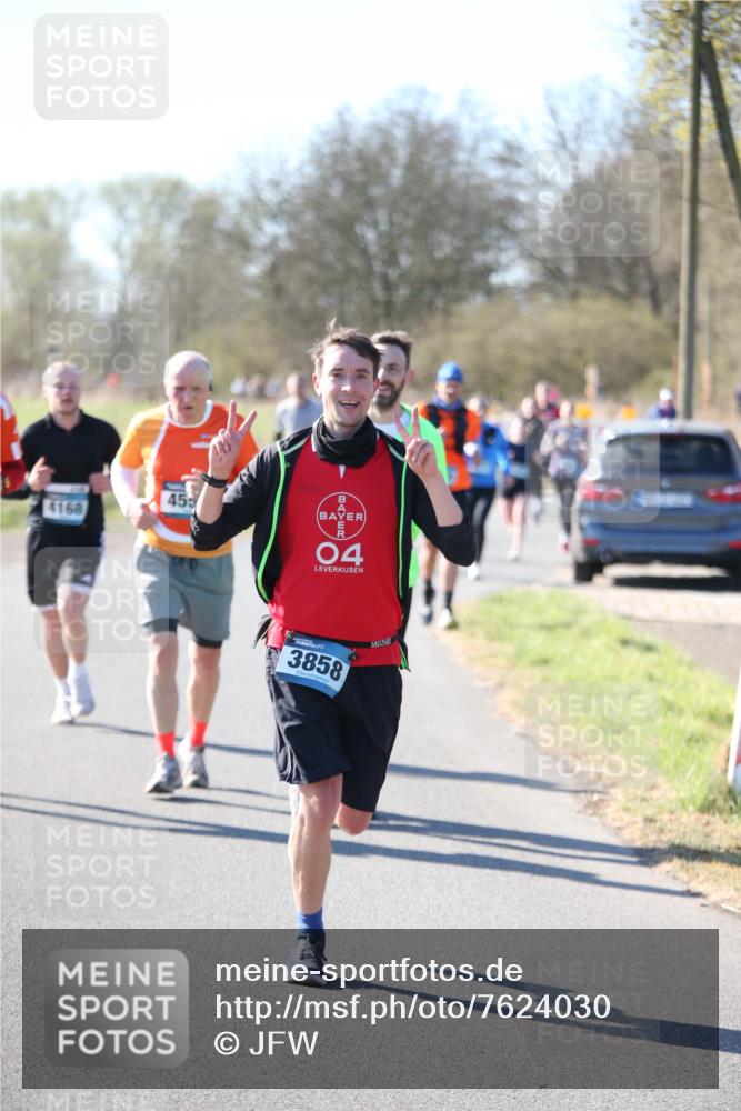 06.04.2025 - 44. Internationalen Wilhelmsburger Insellauf Jannik Wohlers http://msf.ph/oto/7624030 06.04.2025 10:32:40 Laufen 4168, 455, 04, 3858 meine-sportfotos.de
