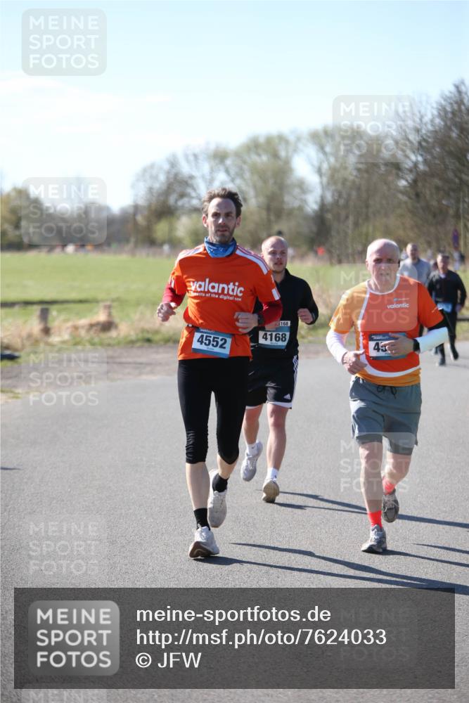 06.04.2025 - 44. Internationalen Wilhelmsburger Insellauf Jannik Wohlers http://msf.ph/oto/7624033 06.04.2025 10:32:40 Laufen 4552, 168, 4168, 45 meine-sportfotos.de